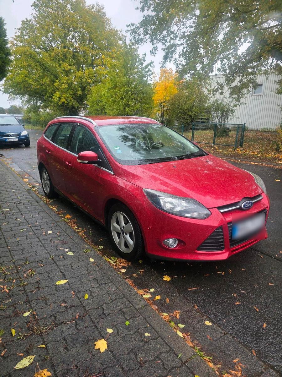 Ford Focus 2012 — engine 101 HP (74kW)