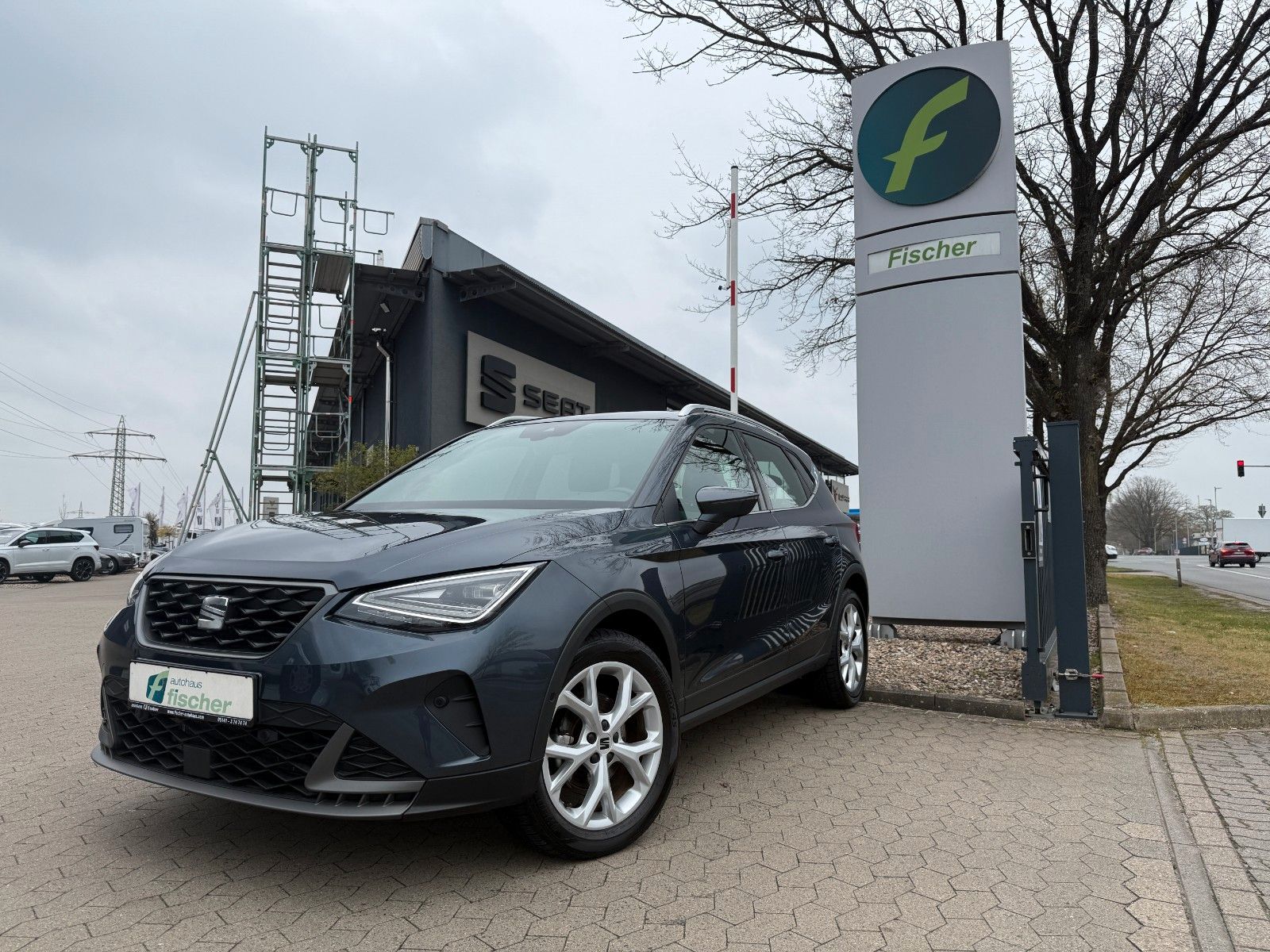 Seat Arona FR Kessy Rüfa Voll-LED Allwetterreifen imagem 2