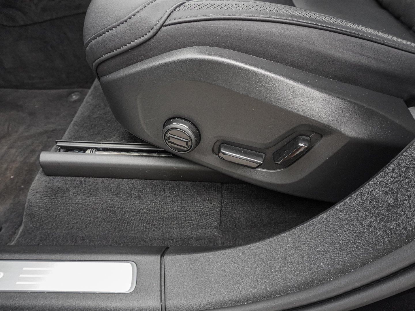 Volvo XC90 B5 B AWD Core Bright 7-SITZER 360° H&K PILO, миниатюра 15