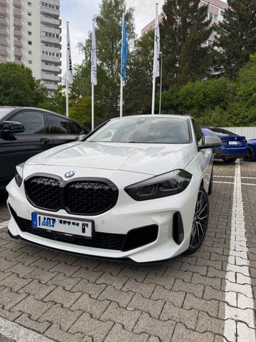 BMW M135i xDrive MSportPro,19Z, HK, PSelect, Service