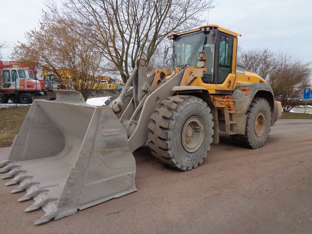 Volvo L 120H Schnellwechsler & Waage mit Drucker!!!