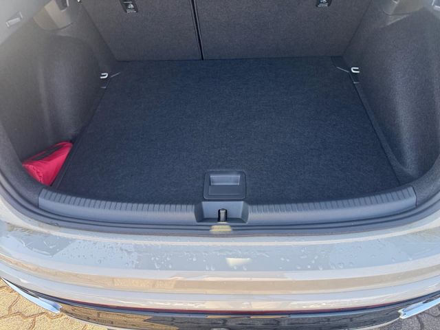 Taigo R-Line 1.5 TSI DSG LED Navi 18 Zoll