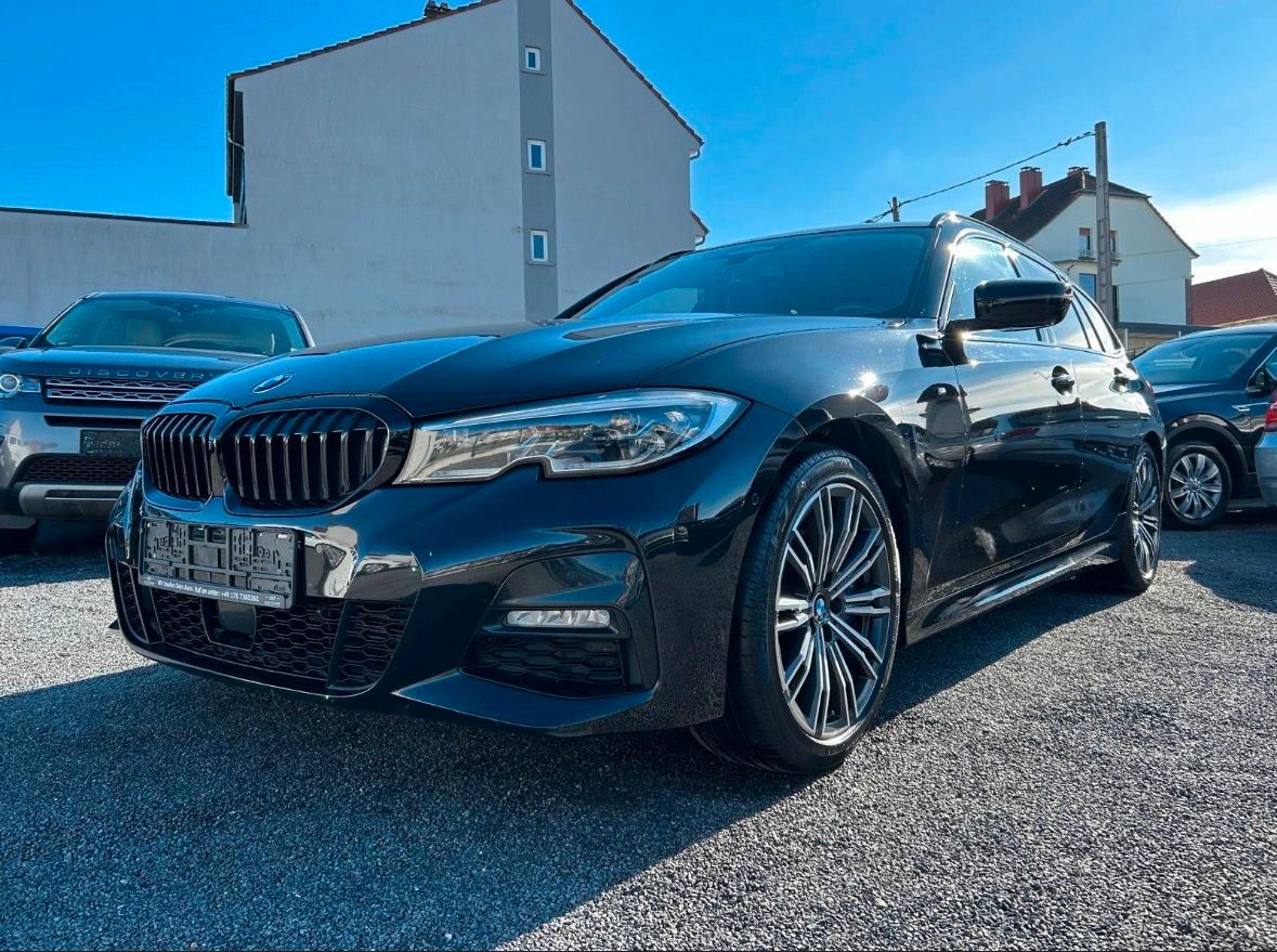 BMW 330d xDrive M Sport HUD + LASER + ACC