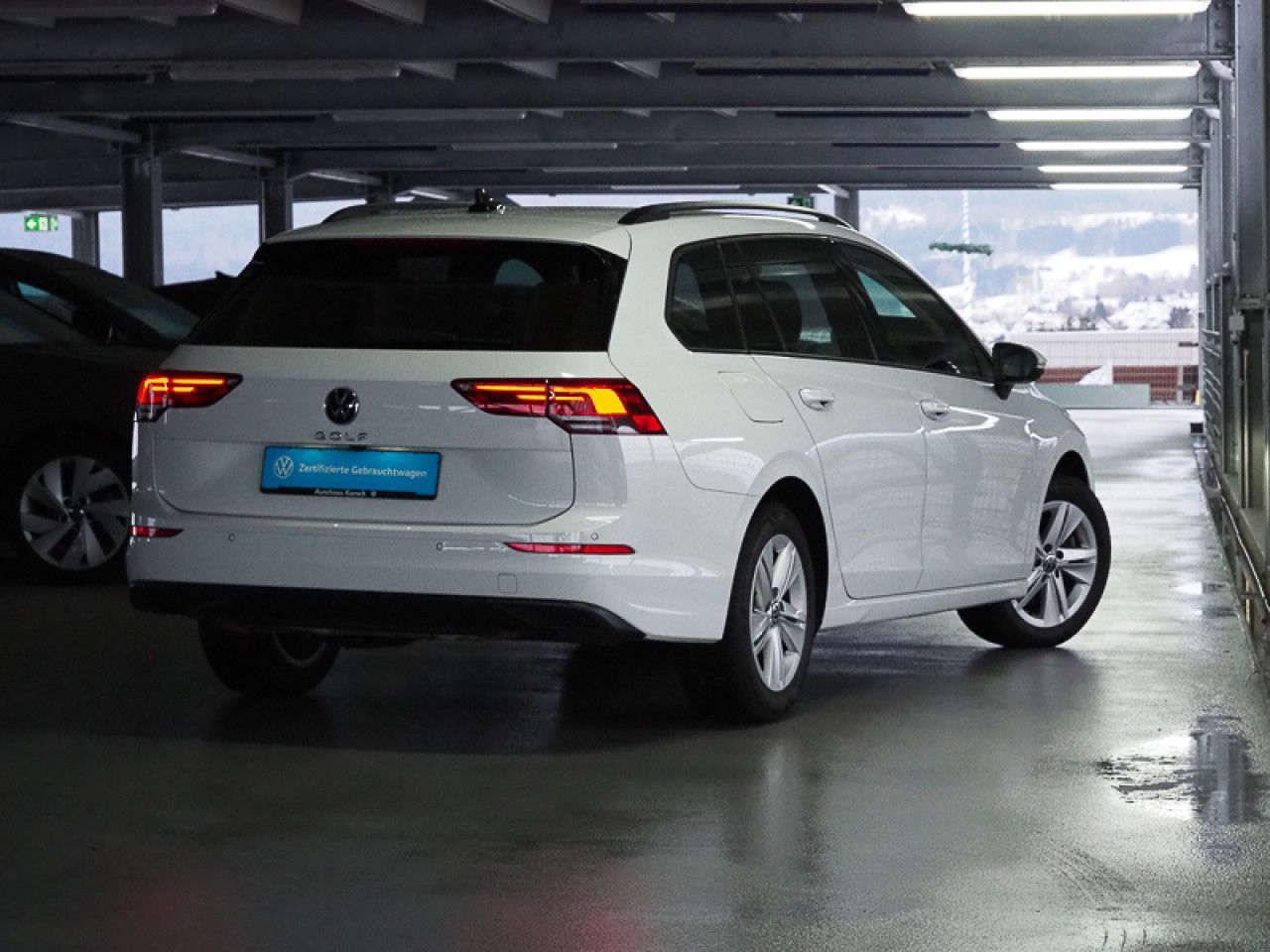 Volkswagen Golf VIII Variant 2.0 TDI DSG Life NAVI KEYLESS foto 5