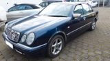 Mercedes-Benz E 220 DPF, AHK, Plakette grün, 1. HD Kein Regen! - Mercedes-Benz E-Klasse aus 1998