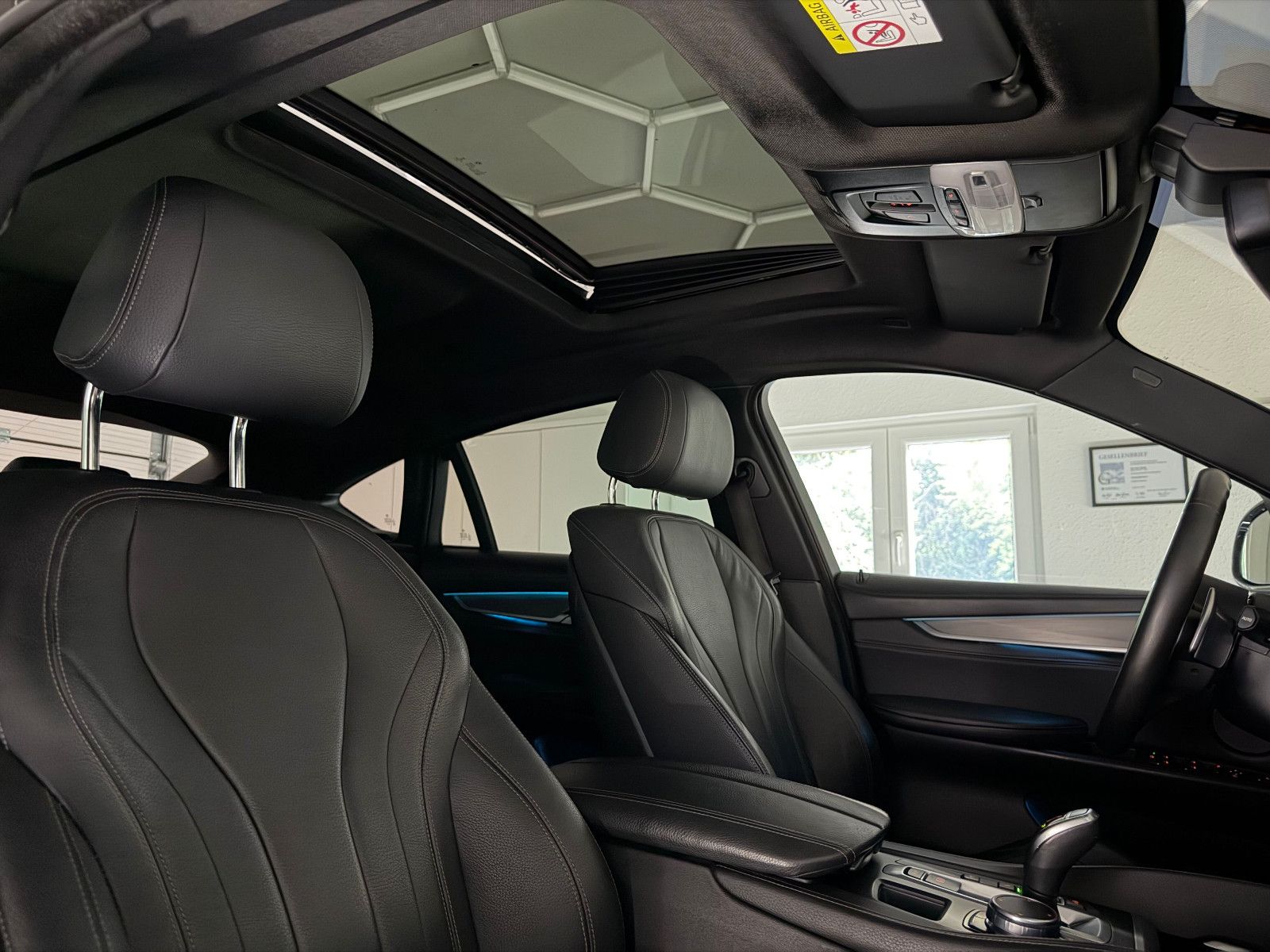 Fahrzeugabbildung BMW X6 xDrive 30 d M SPORT/LED/ACC/H&K/AHK/eGSD