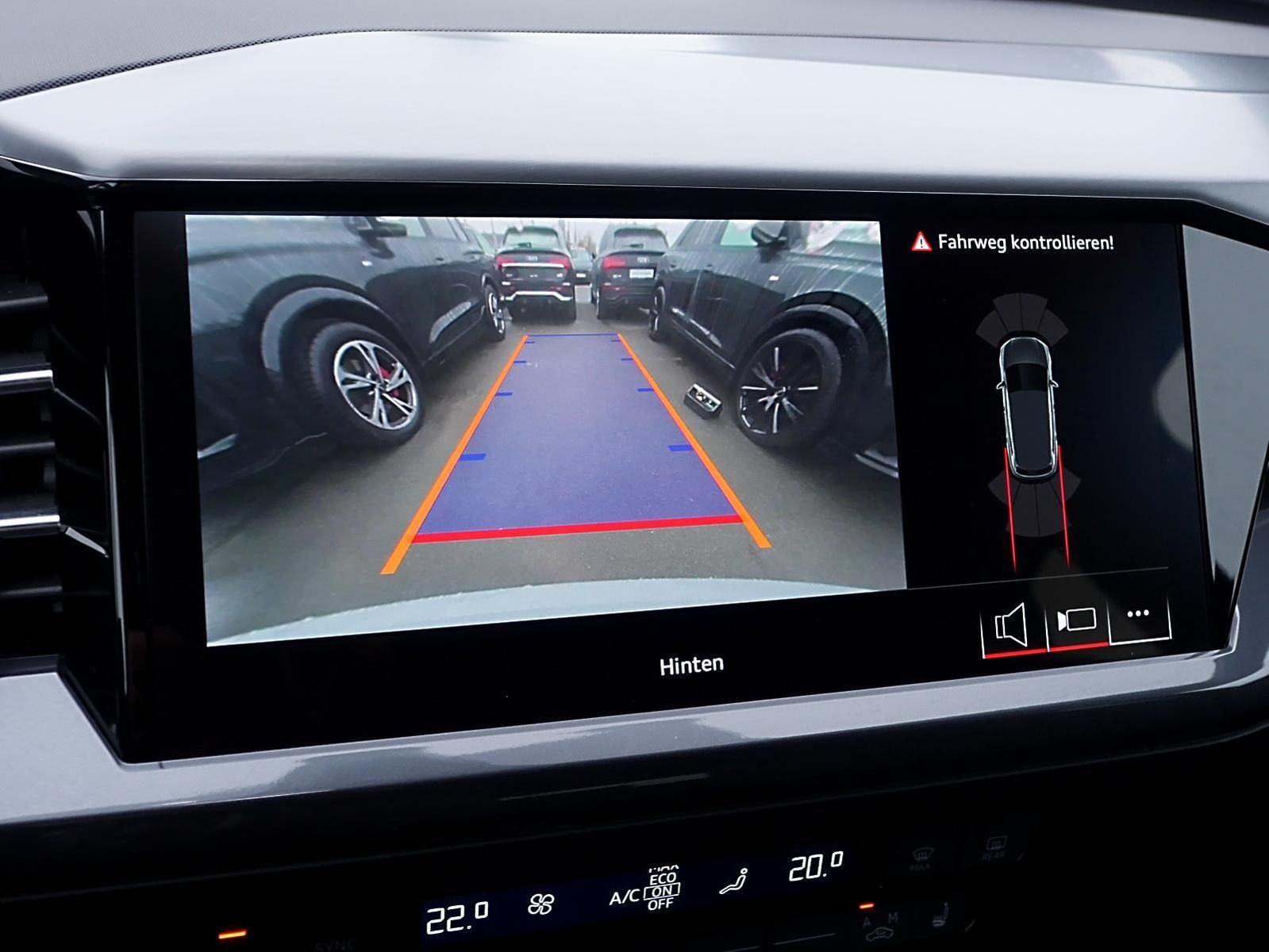 Audi Q4 e-tron - Bild 8