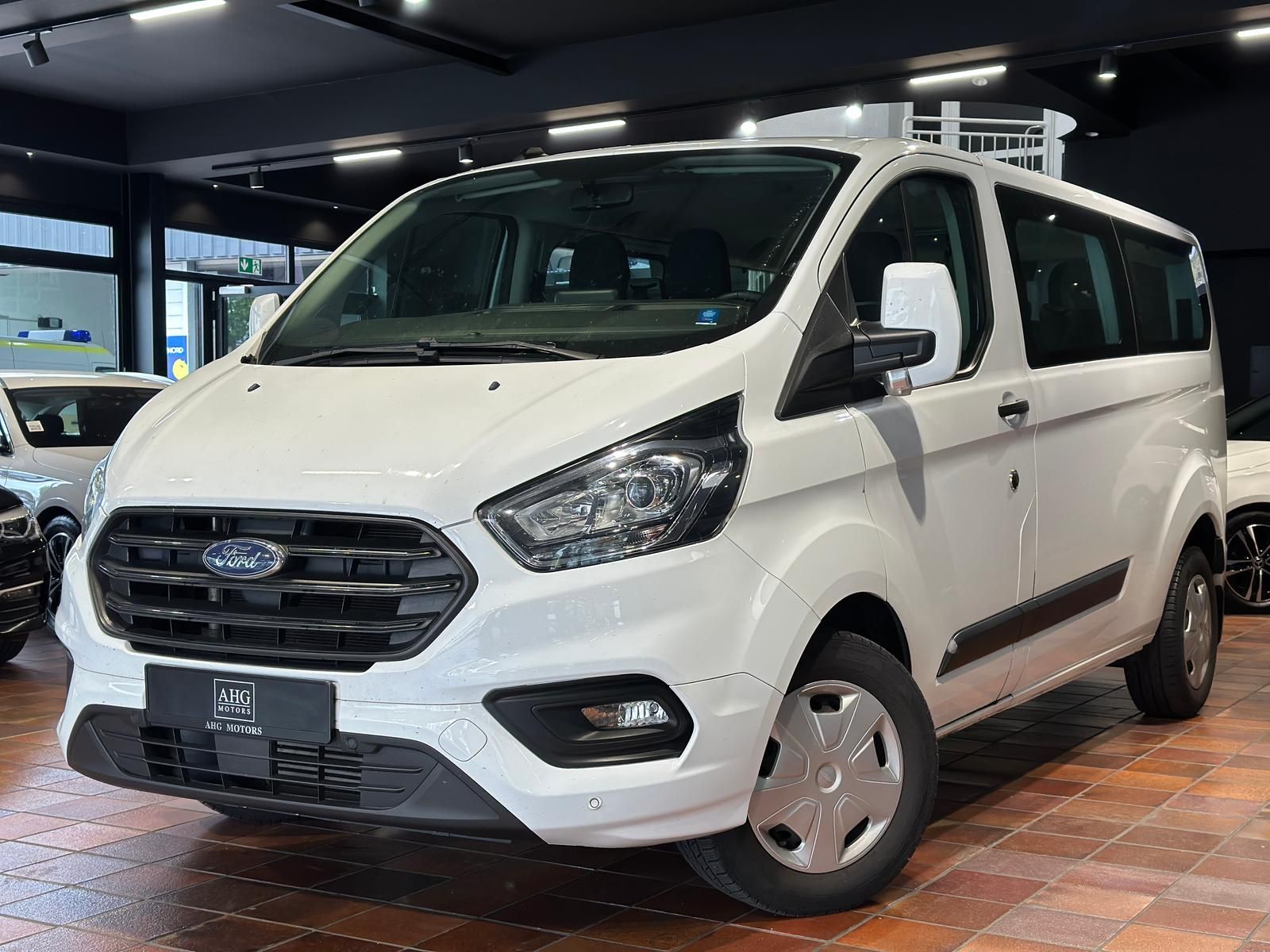 Ford TRANSIT CUSTOM 340 L2 LANG 9-SITZE STANDHEIZUNG