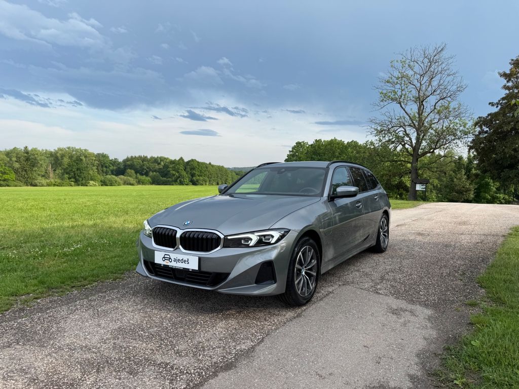 BMW 330
