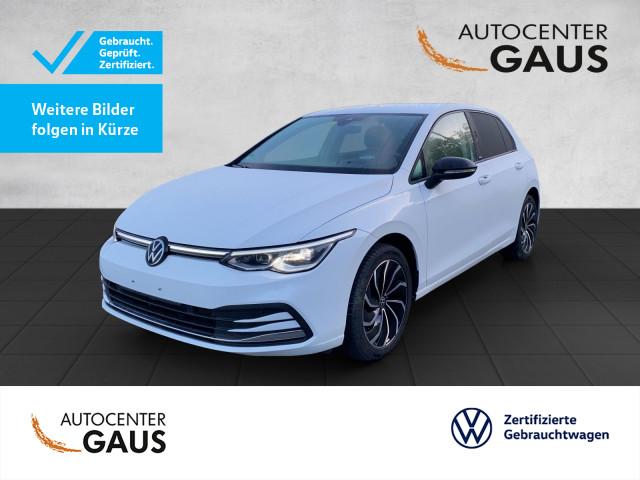 Volkswagen Golf VIII Move 15 eTSI DSG AHKNaviACCLED 2023