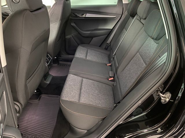 Karoq Clever 1.5 TSI DSG AHK+NAVI+KAMERA+LED