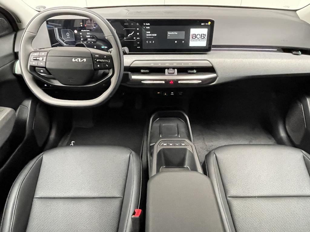 Kia EV4 81 FWD EARTH UP TE WIC DW SD