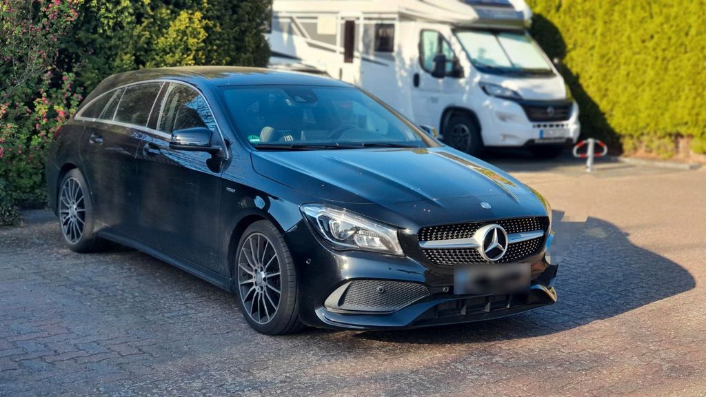 Image of Mercedes-Benz CLA 200 Shooting Brake