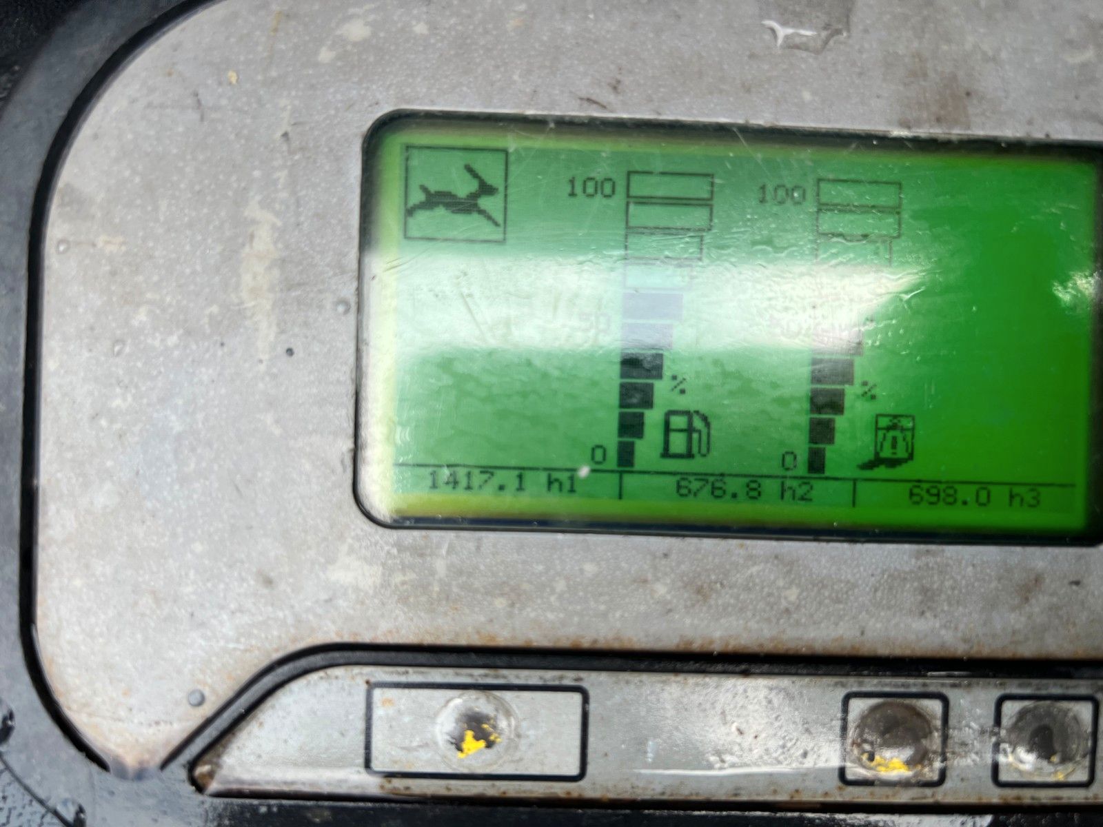 Fahrzeugabbildung Niftylift HR17 Hybrid 4X4 / 1.417h / 17m Arbeithöhe