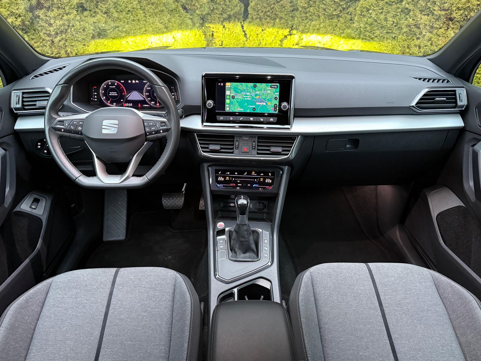 Fahrzeugabbildung SEAT Tarraco 1.5 TSI DSG Style LED+AHK+KAM+ACC+7SITZ