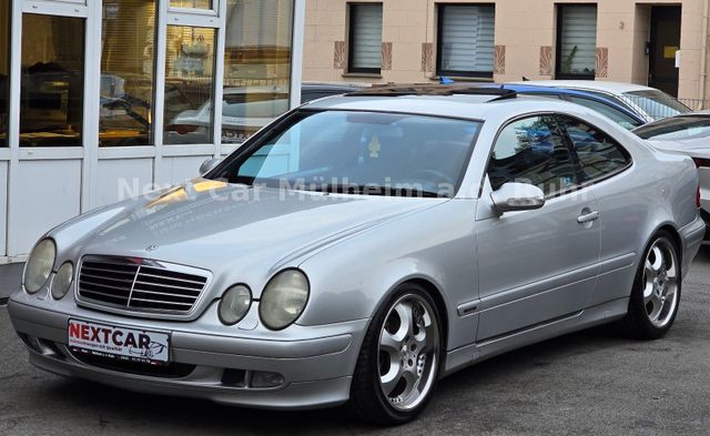 Mercedes-Benz CLK 200 KOMPRESSOR ELEGANCE/Navi/Kamera/S-Dach