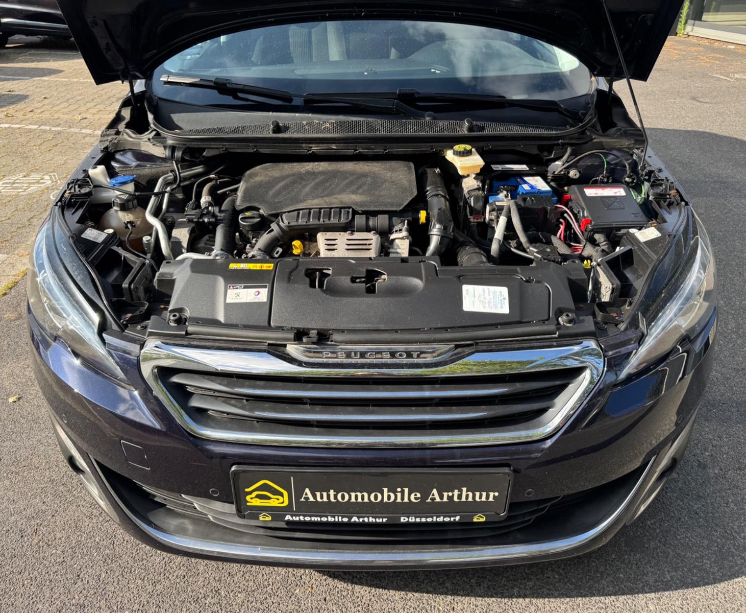 Peugeot 308*1.2*Erst 79 Tkm*LED*Navi*Klima*Sitzh*Tempo*