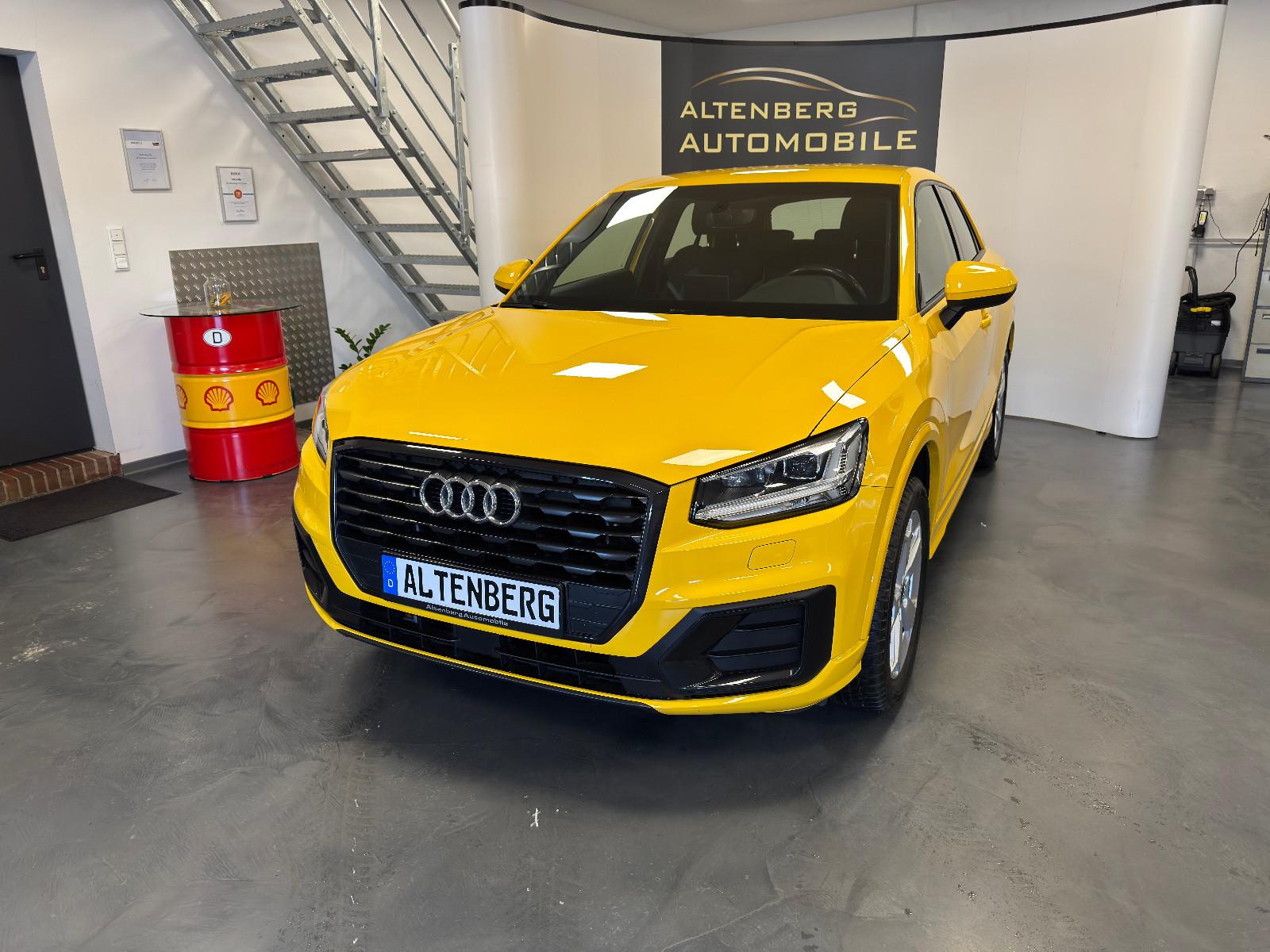 Audi Q2 sport PDC AHK LED Navi Sitzhzg. Tempomat ASS