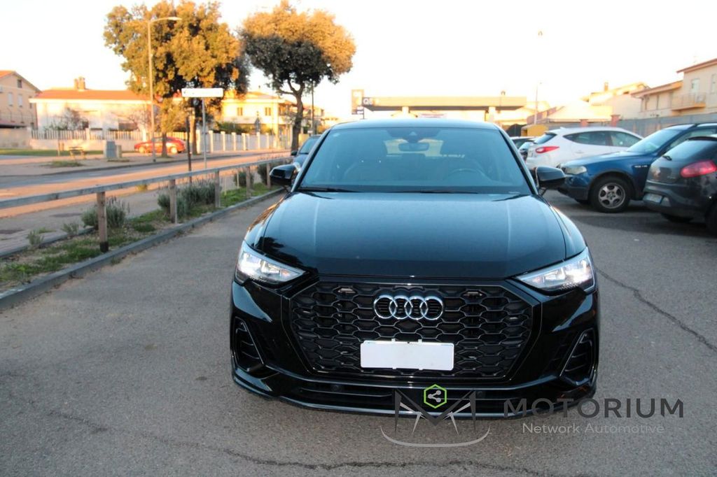 Image of Audi Q3