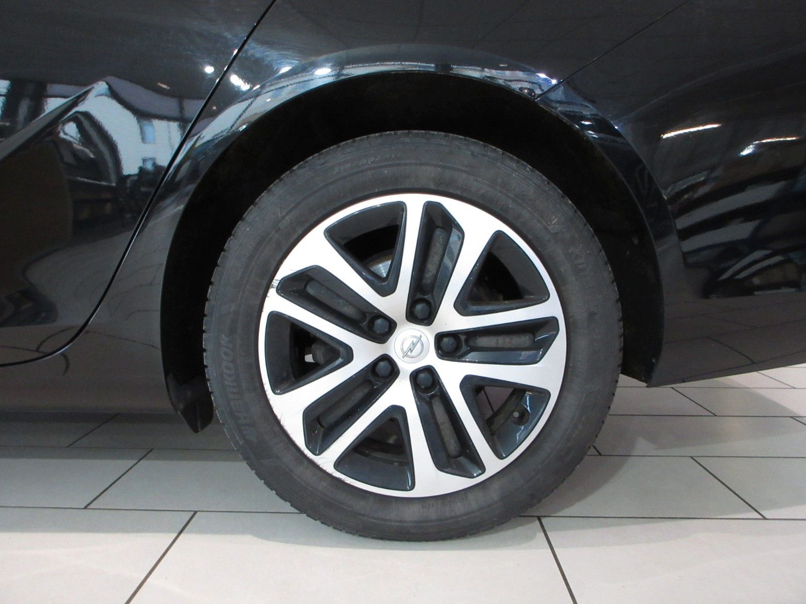 Fahrzeugabbildung Opel Insignia B ST 1.5D LED/NAVI/PDC/SHZ/LHZ