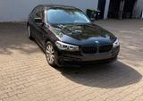 BMW 520 i Sport Line - BMW 520 in Essen