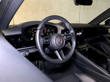 Porsche Panamera - 12