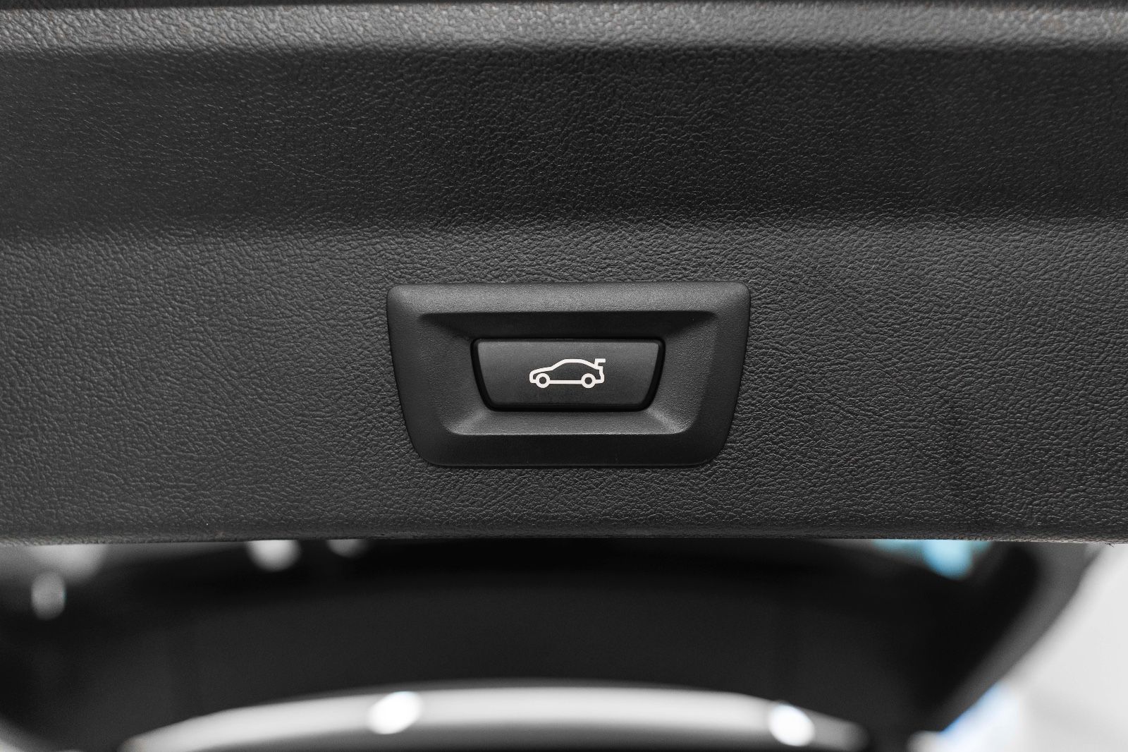 Fahrzeugabbildung BMW X3 Sdrive18D M-SPORT KAM NAV LED RDK LEDER TEMPO