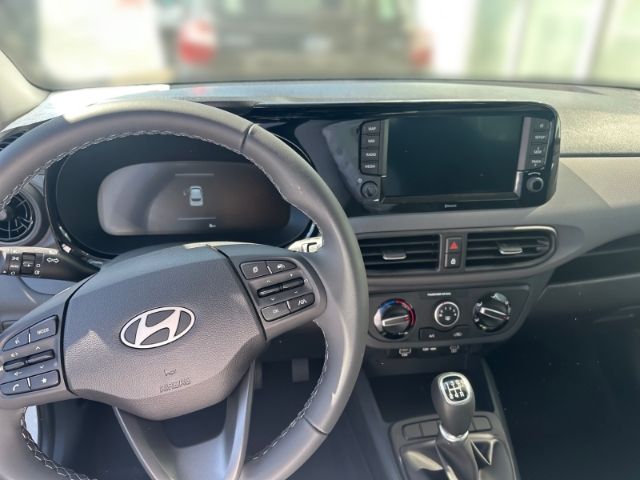 Fahrzeugabbildung Hyundai i10 FL (MY25) 1.0 Select Navi Kamera Einparkhilf