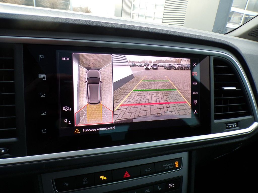 Fahrzeugabbildung SEAT Ateca 1.5 TSI FR Black Edition