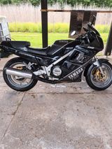 Yamaha FZ 750 - YAMAHA 750 FZ
