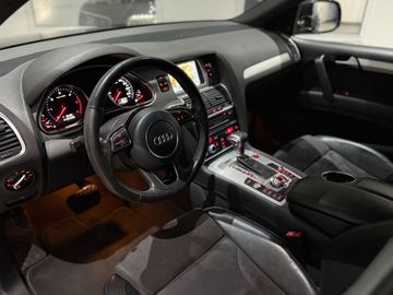 Audi Q7 - 9