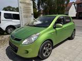 Hyundai i20 Comfort 1 Hand Klima Alu 5 türig - Hyundai i20: Grün