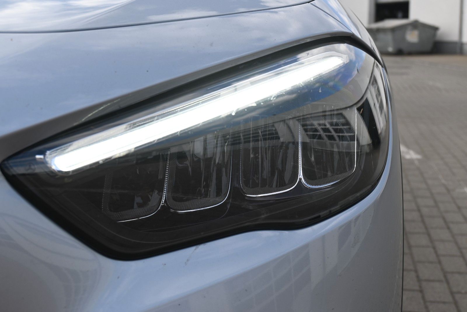 Fahrzeugabbildung Mercedes-Benz GLA 200 DKG Progressive*PANO*CAM*Totw.*AHK