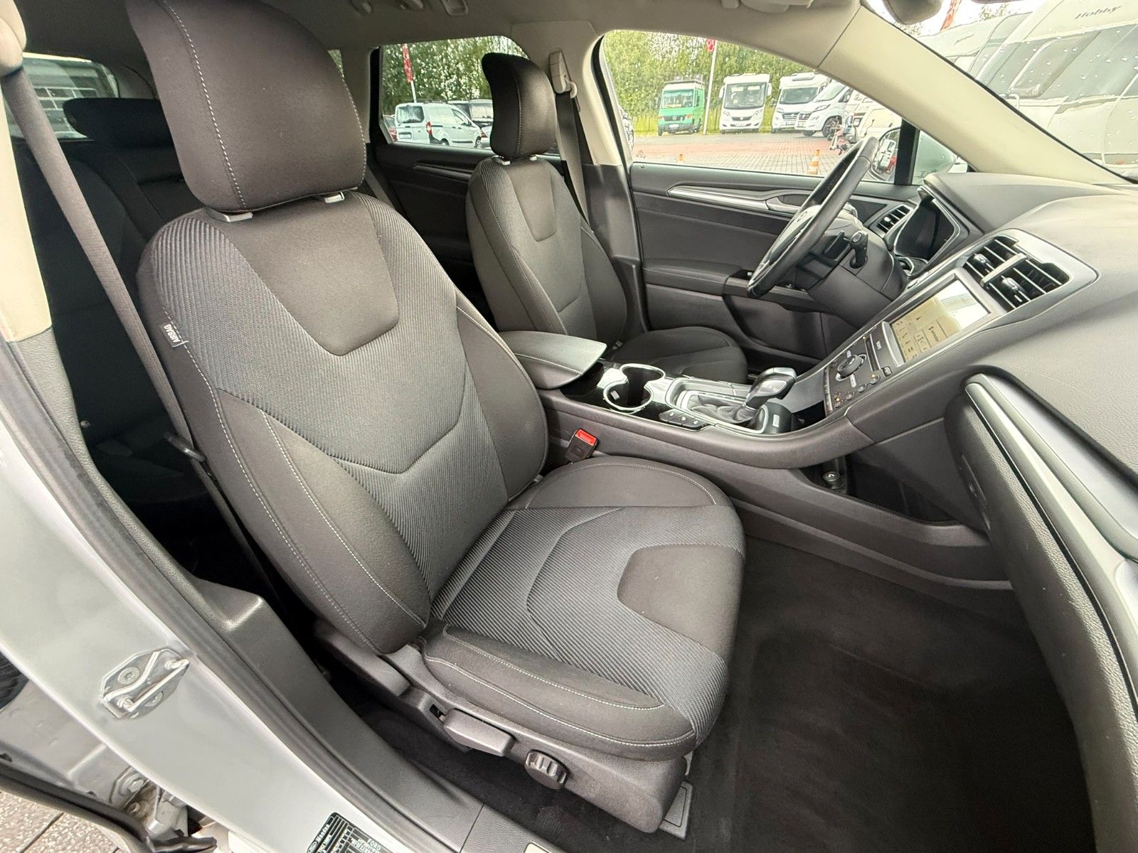 Fahrzeugabbildung Ford Mondeo Turnier Titanium