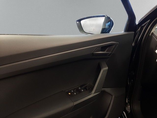 Fahrzeugabbildung Seat Ibiza Hola 1.0MPI LED PDC SHZ 15"Alu MFL 0,99%