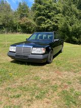 Mercedes-Benz E 320 E 320 - Mercedes-Benz E 320 mit Benzin-Antrieb: Kombi