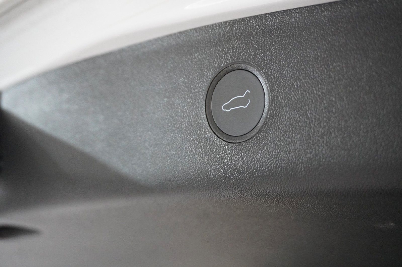 Fahrzeugabbildung Tesla Model 3 Standard Range NAVI/KAMERA/DAB/SHZ/AHK