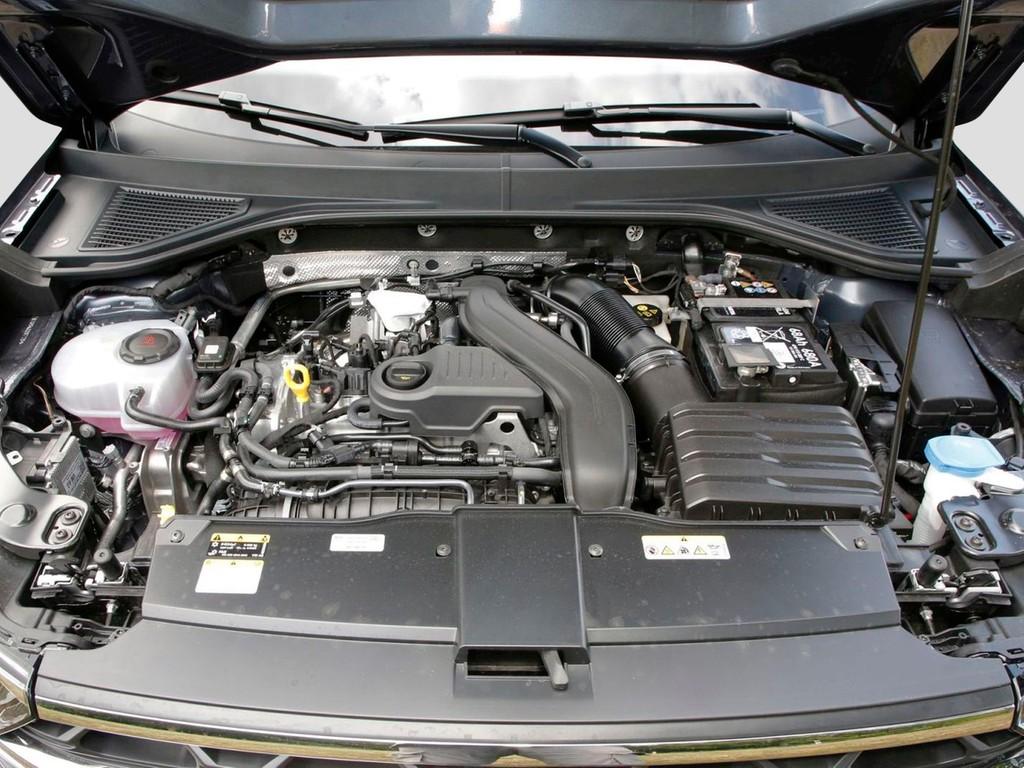 Volkswagen T-Roc 7