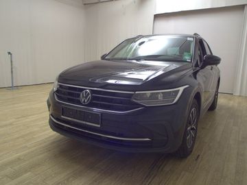 Volkswagen Tiguan - 2