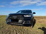 Audi Q5 55 TFSI e S tronic quattro S line