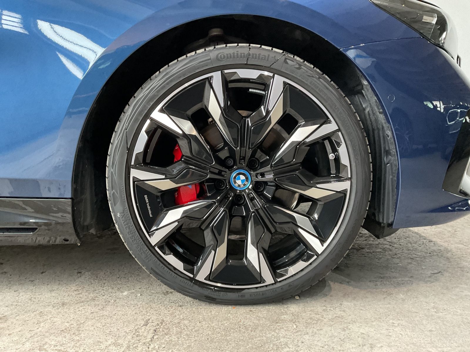 Fahrzeugabbildung BMW 530e xDrive M Sportpaket Pro Active Sitzbelüftun