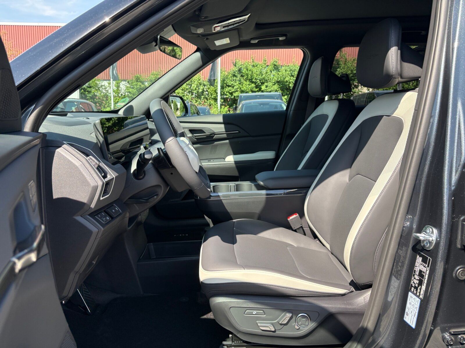 Fahrzeugabbildung Kia EV5 Elektro 81,4 kWh GT-Line SITZBELÜFTUNG PANO