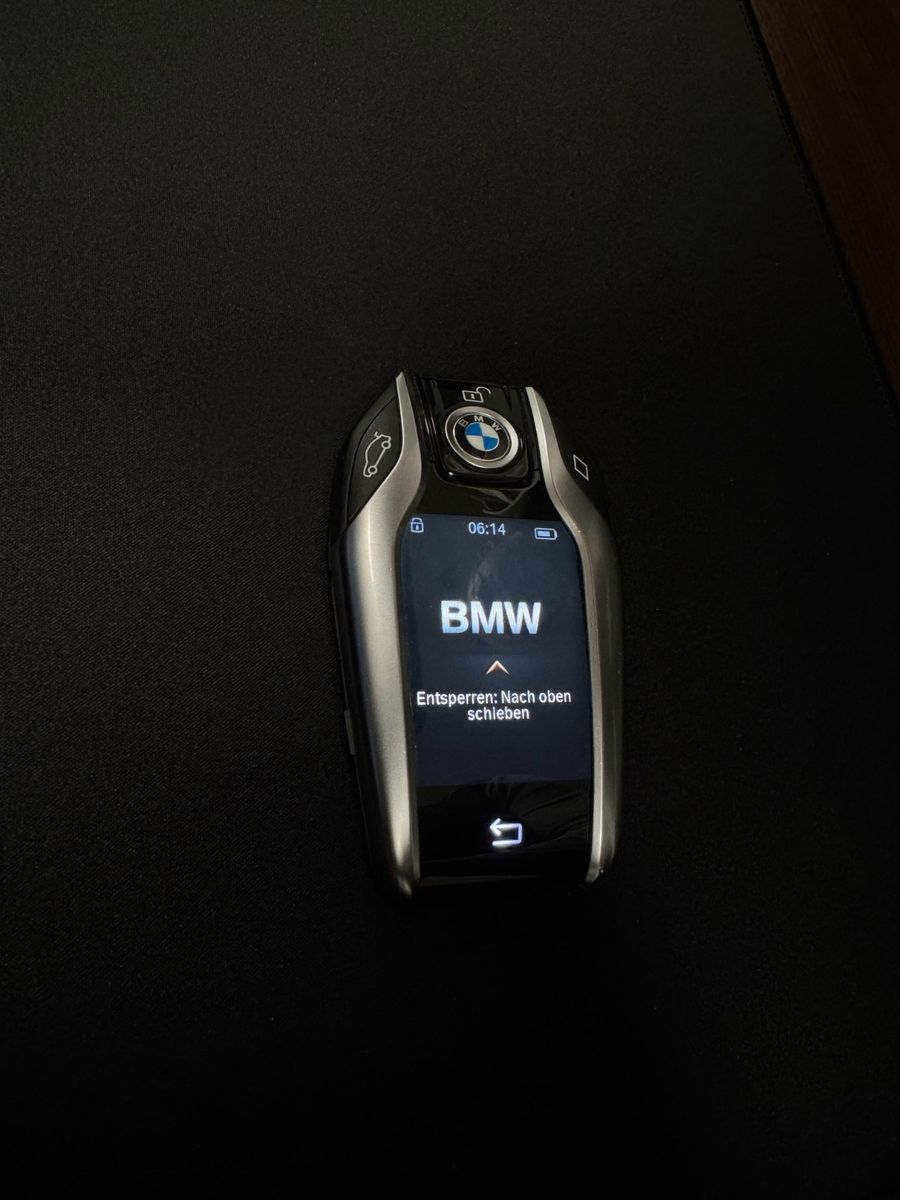 Fahrzeugabbildung BMW 530 d M Sport Lim,Navi,LED,SH,HUD,360°Kamera,ACC