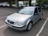 Volkswagen VW Bora Automatik 1.6 L Benziner - Volkswagen Bora: 1.6