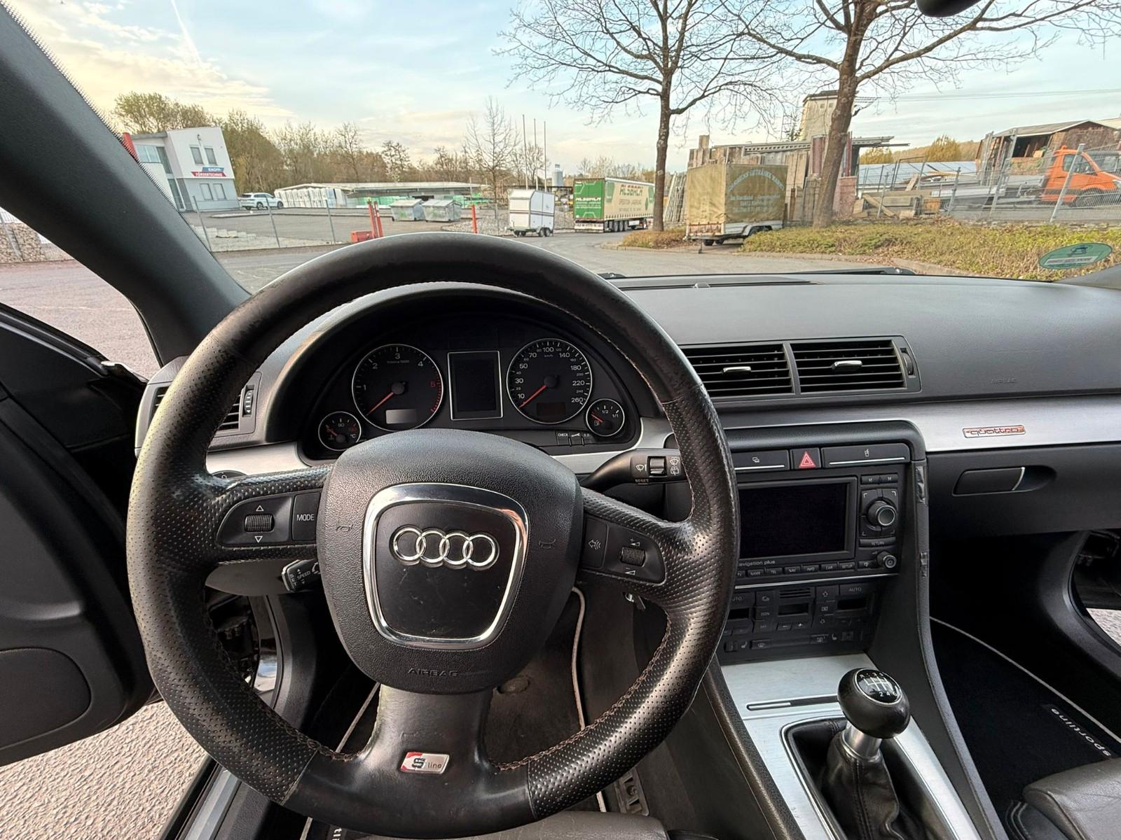 Audi Quattro 2005 — photo 14