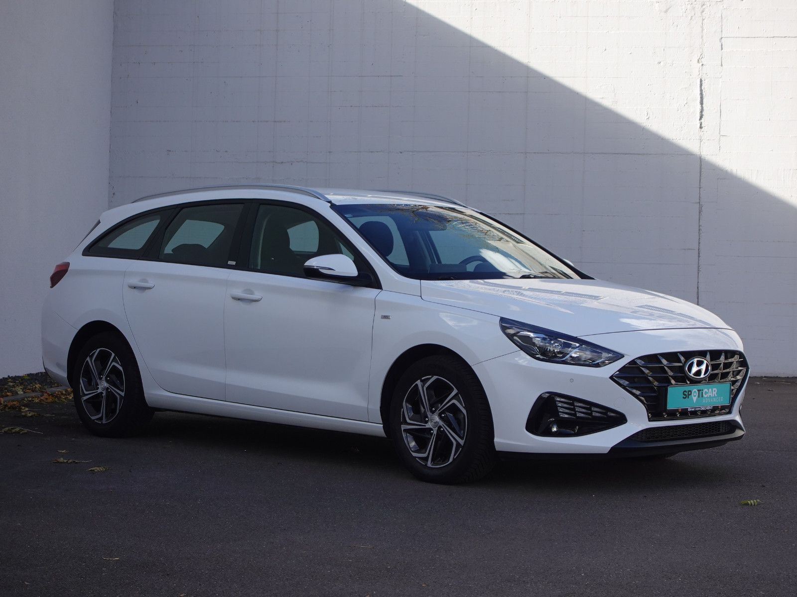 Fahrzeugabbildung Hyundai i30cw Trend 1.5TGDI AUTOMATIK,Navi,Kamera,Sitzhz