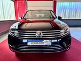 Volkswagen Touareg 3.0TDI Leder Navi BiXenon 20" Autom 4M - Volkswagen Touareg Gebrauchtwagen