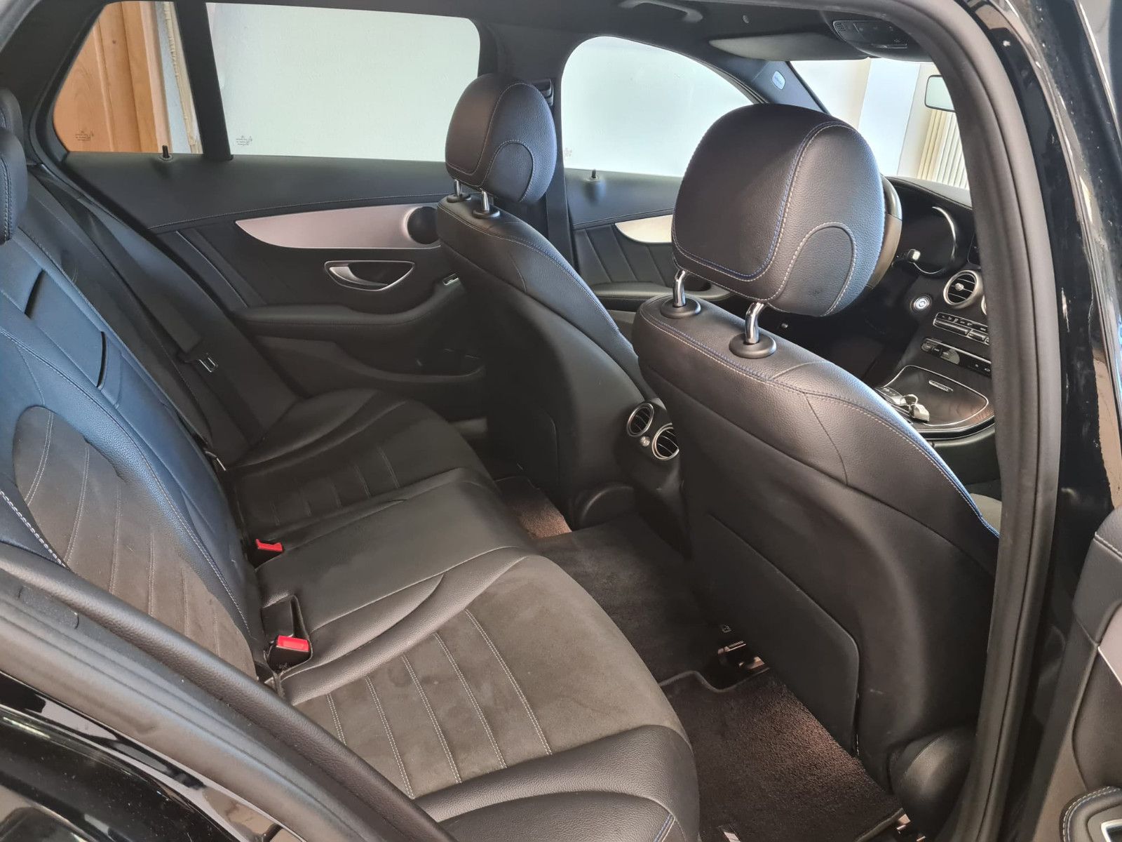 Fahrzeugabbildung Mercedes-Benz C 200 NIGHT EDITION / KAMERA / GEPFLEGT