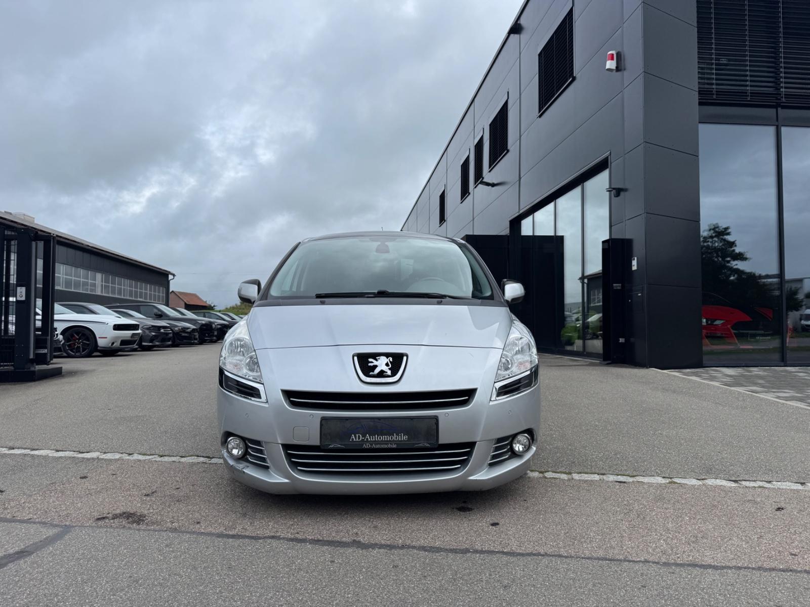 Peugeot 5008  1.6 HDI Aut Navi 7 Sitze Panorama