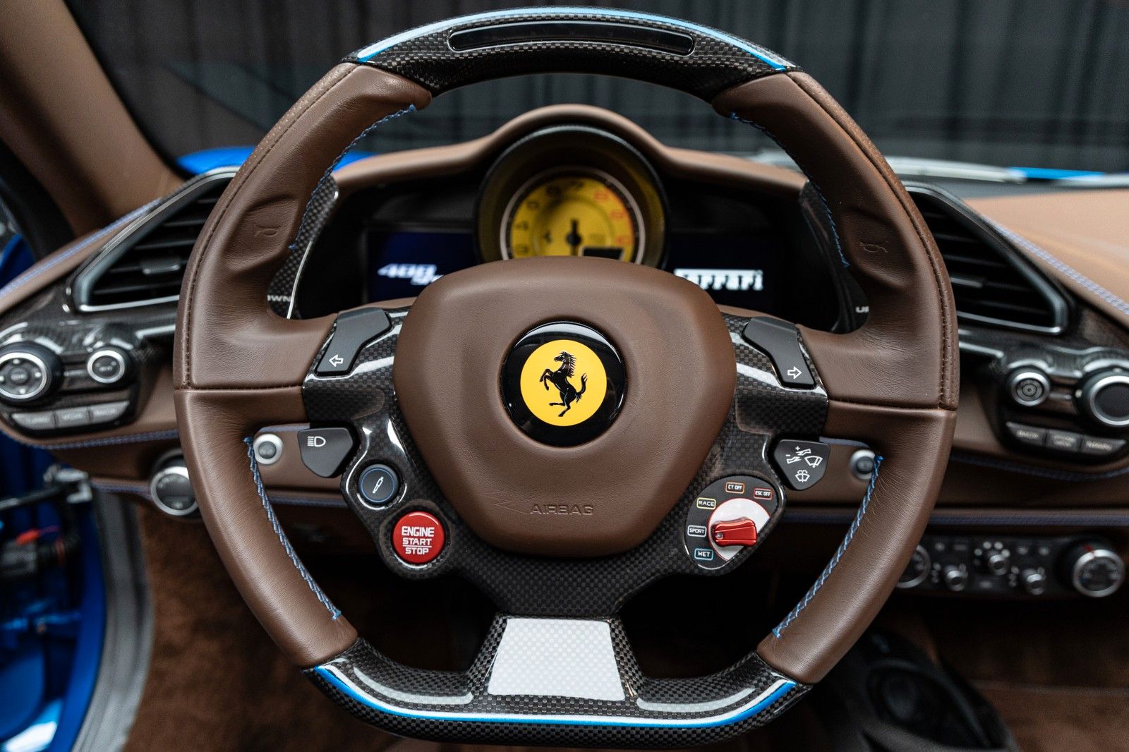 Fahrzeugabbildung Ferrari 488 Spider + Carbon + Daytona + Liftsystem